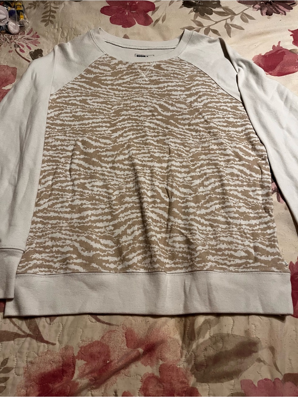 Eddie Bauer Animal Print Sweatshirt in Cream & Brown Size Medium